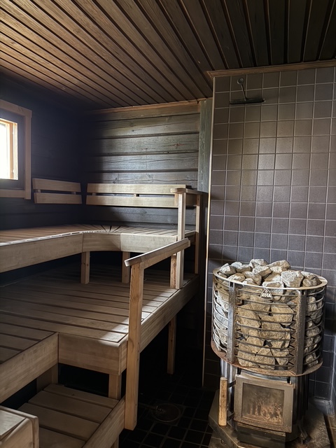 morva-rantamokki-sauna-kiuas-lauteet
